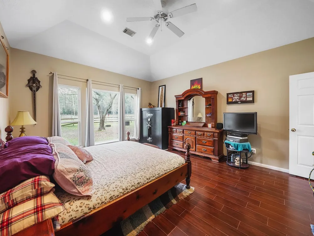 28710 Misty Oaks Drive Huffman, TX 77336