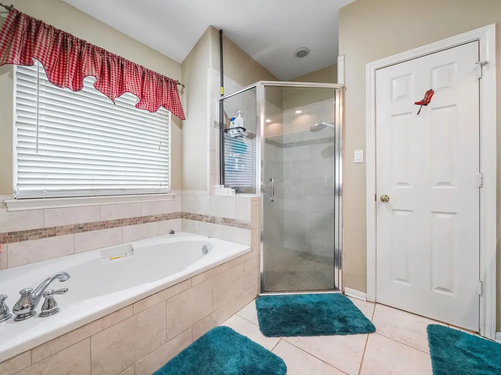 28710 Misty Oaks Drive Huffman, TX 77336