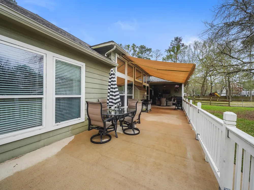 28710 Misty Oaks Drive Huffman, TX 77336