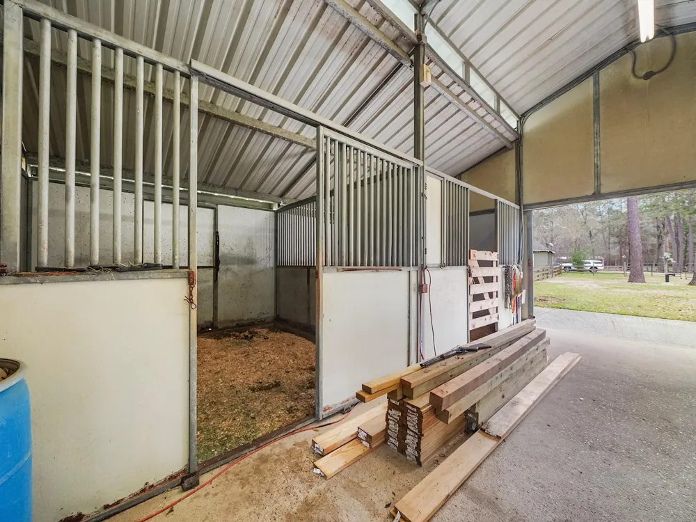 28710 Misty Oaks Drive Huffman, TX 77336