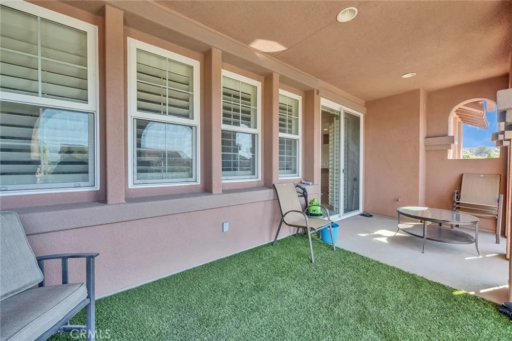 17842 Via Roma Yorba Linda, CA 92886