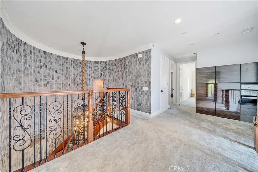 17842 Via Roma Yorba Linda, CA 92886
