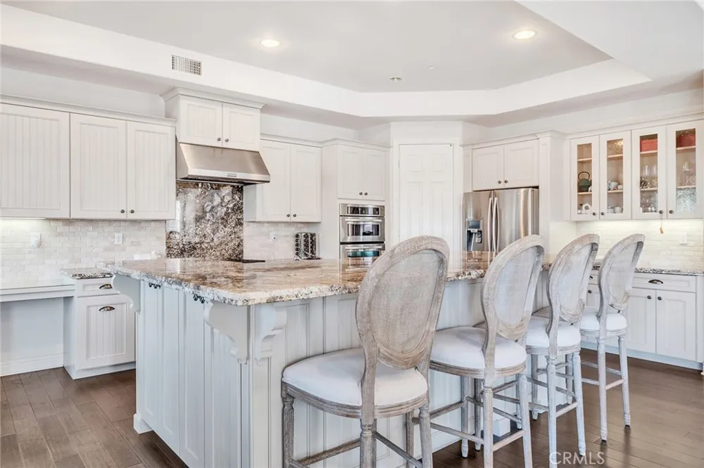17842 Via Roma Yorba Linda, CA 92886
