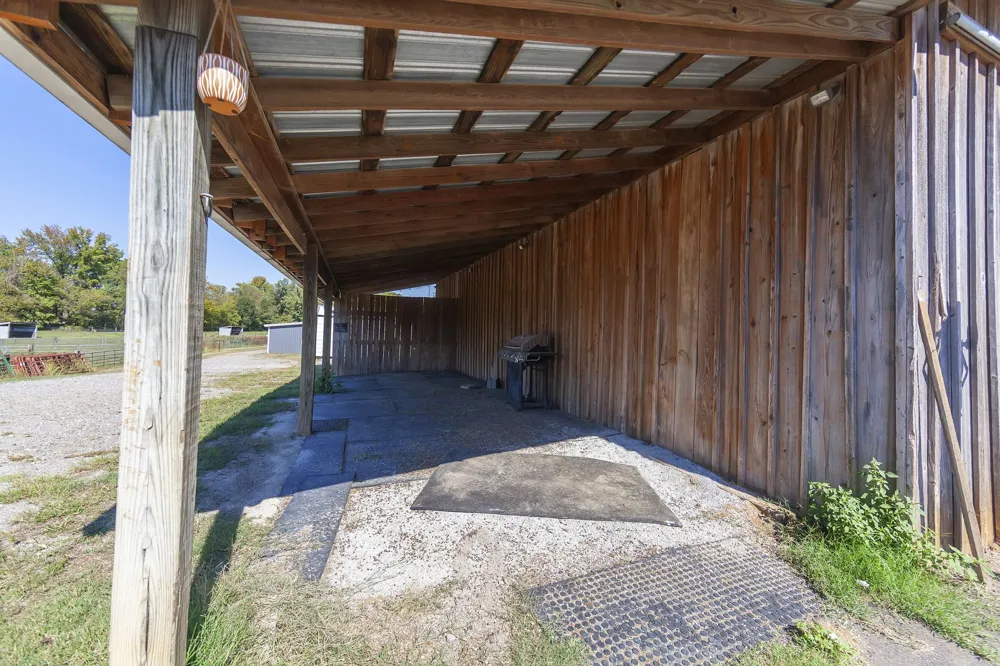 130 Cooper Anderson Rd Jackson, TN 38305