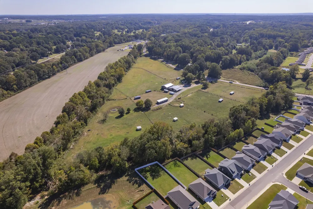 130 Cooper Anderson Rd Jackson, TN 38305