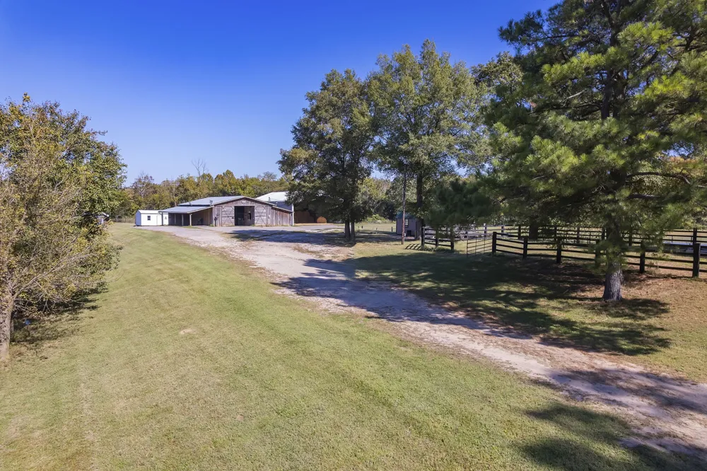 130 Cooper Anderson Rd Jackson, TN 38305