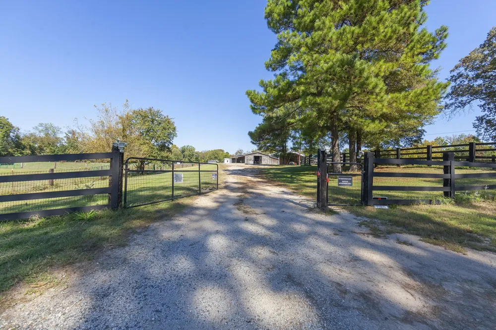 130 Cooper Anderson Rd Jackson, TN 38305
