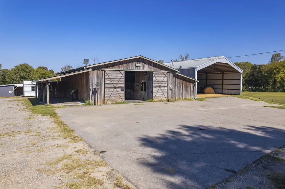 130 Cooper Anderson Rd Jackson, TN 38305