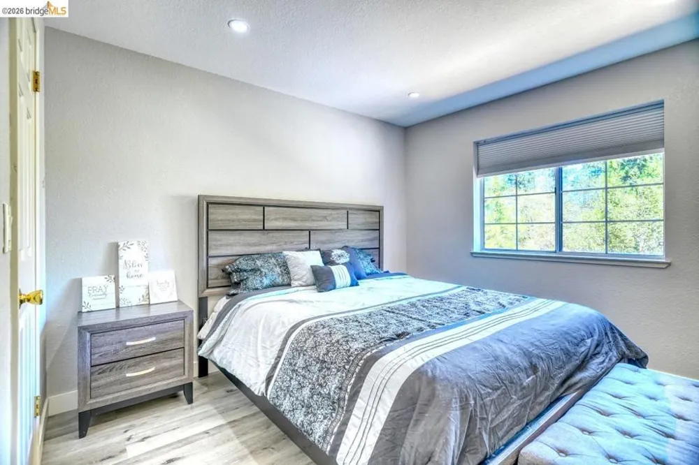 12950 DeFarrari Court Groveland, CA 95321