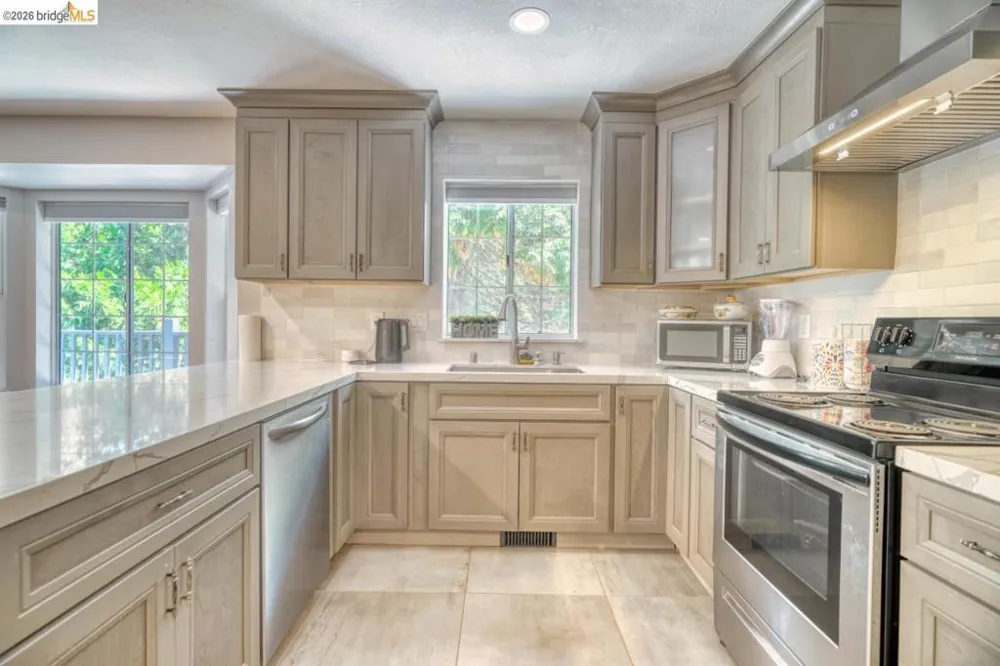 12950 DeFarrari Court Groveland, CA 95321