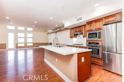 596 S Brea Brea, CA 92821