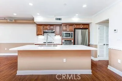 596 S Brea Brea, CA 92821