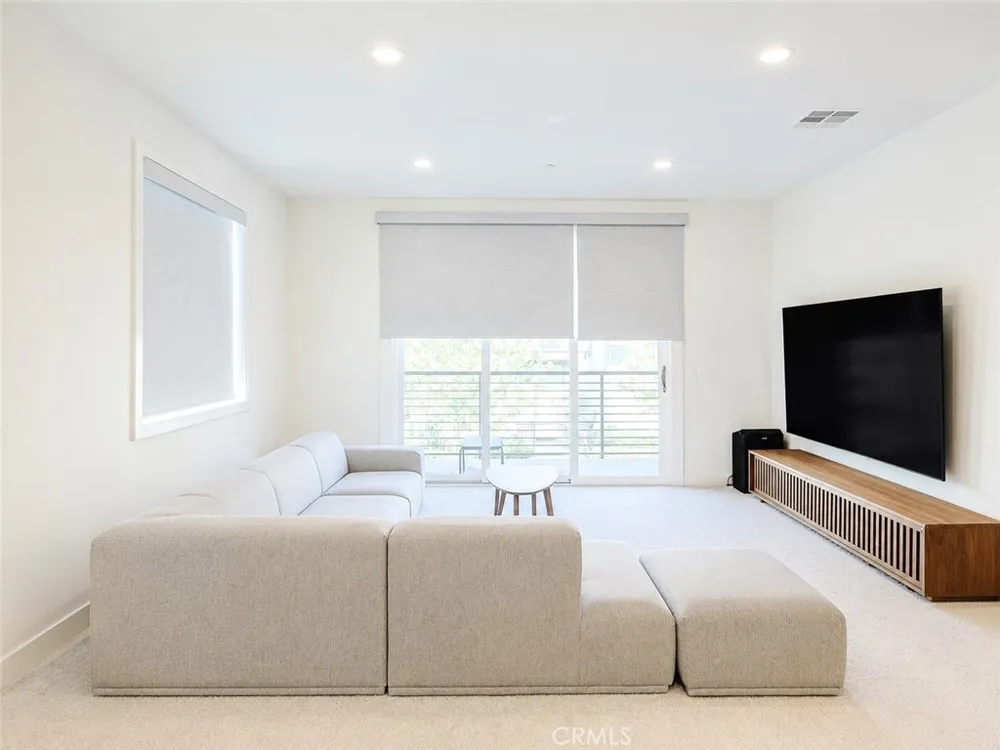 244 Siena Lake Forest, CA 92630