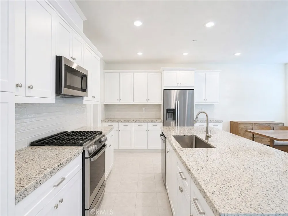 244 Siena Lake Forest, CA 92630