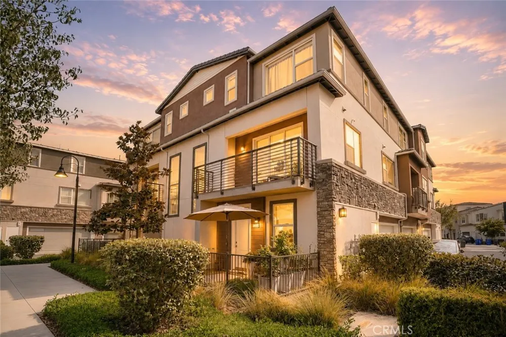 244 Siena Lake Forest, CA 92630