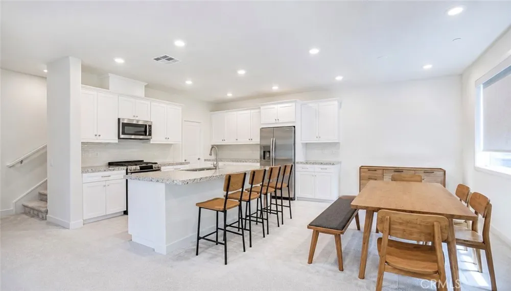 244 Siena Lake Forest, CA 92630
