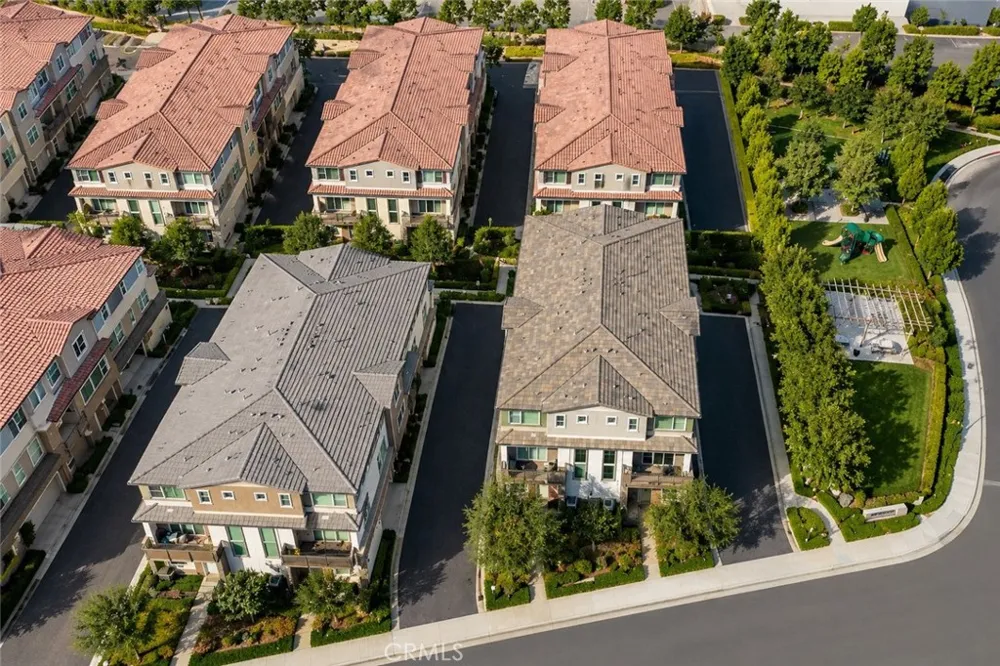 244 Siena Lake Forest, CA 92630