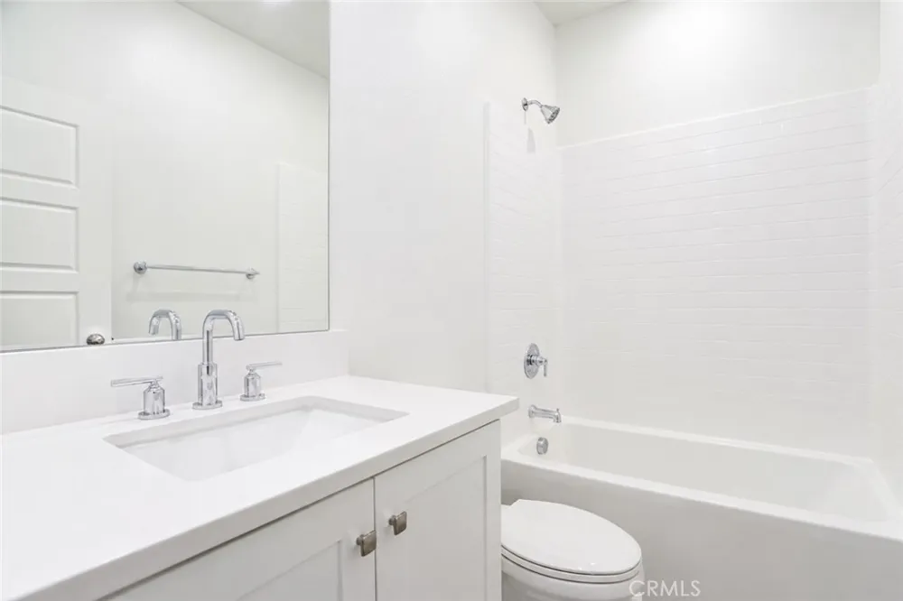244 Siena Lake Forest, CA 92630