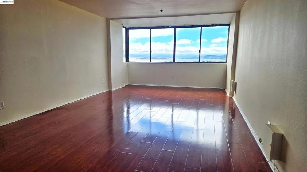 555 Pierce St #937 Albany, CA 94706