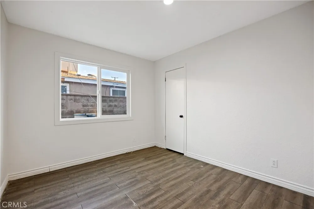 1058 E Avenue R2 Palmdale, CA 93550