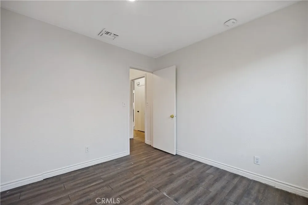 1058 E Avenue R2 Palmdale, CA 93550