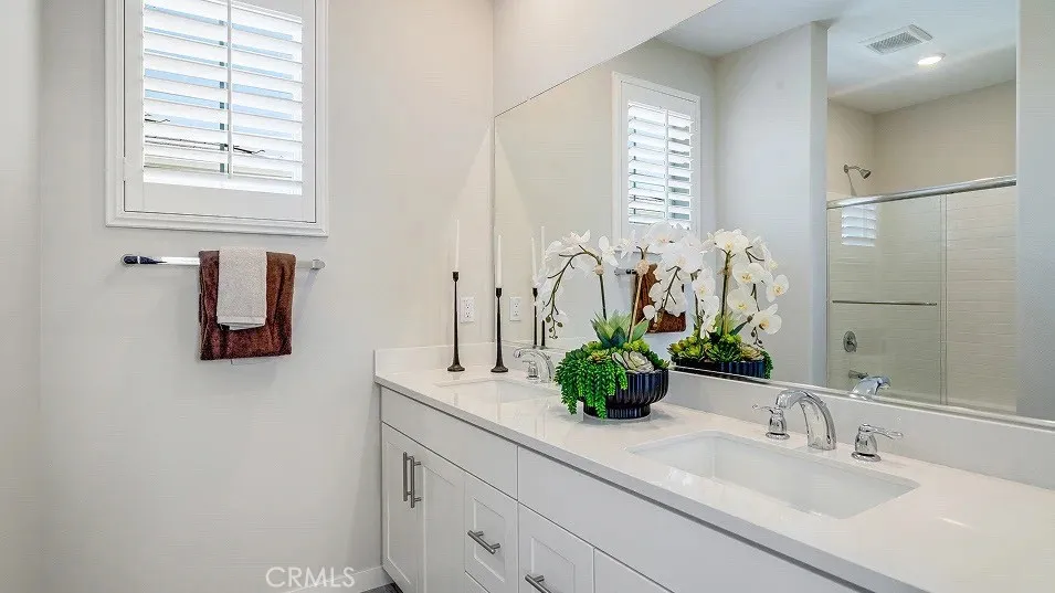 2660 E Lincoln Paseo Ontario, CA 91762