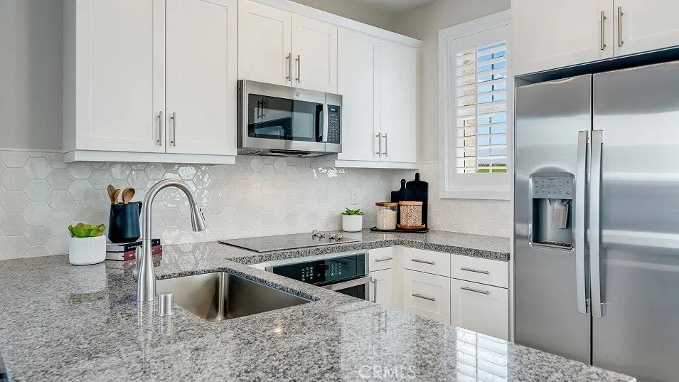 2660 E Lincoln Paseo Ontario, CA 91762