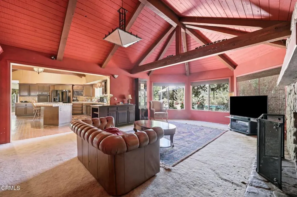 921 Shokat Drive Ojai, CA 93023