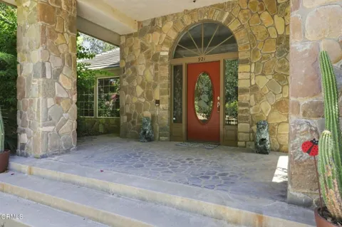 921 Shokat Drive