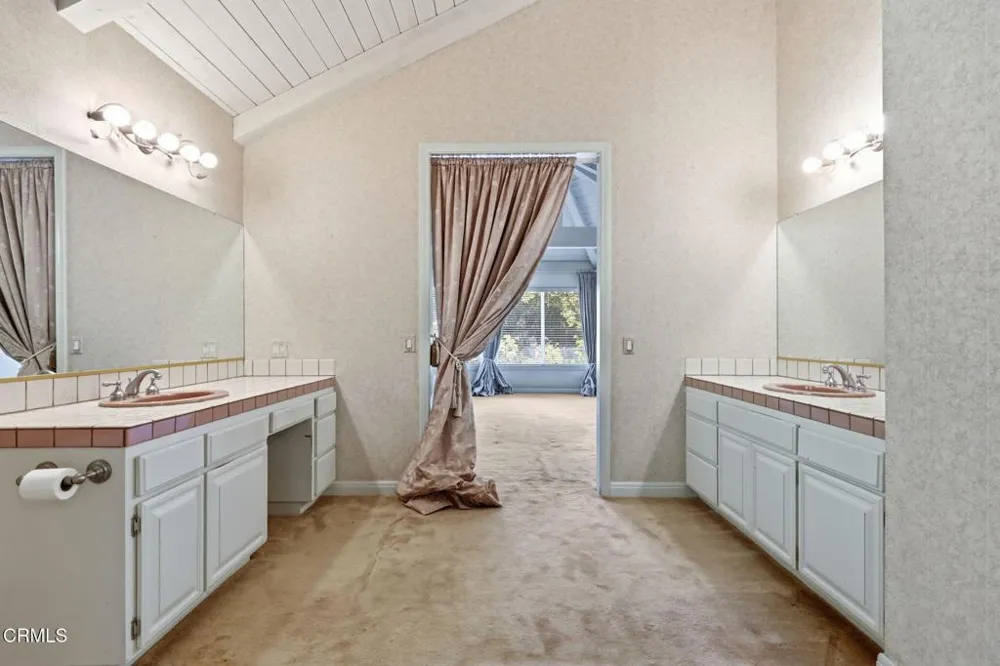 921 Shokat Drive Ojai, CA 93023