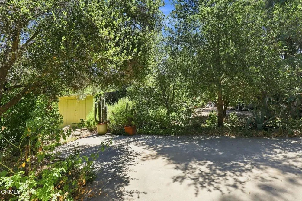 921 Shokat Drive Ojai, CA 93023
