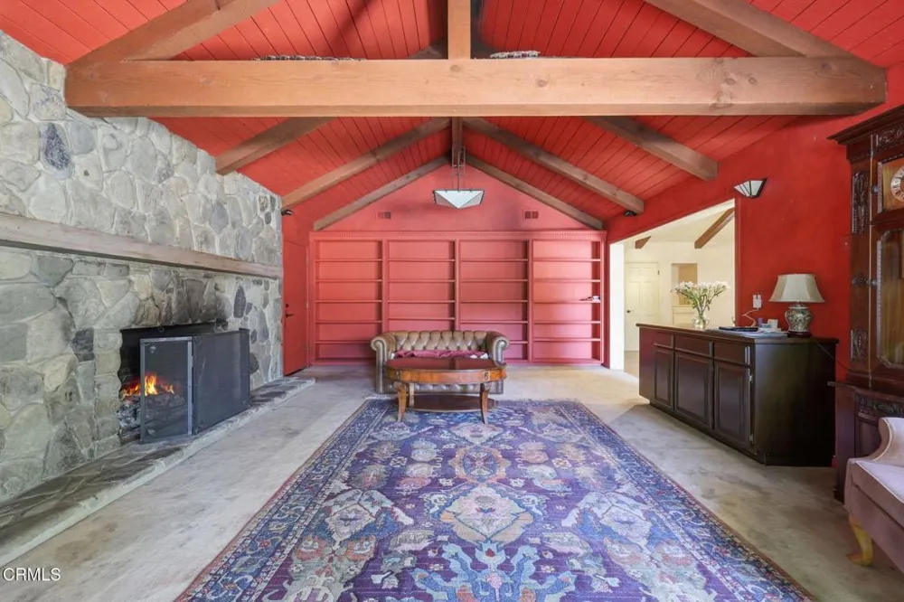 921 Shokat Drive Ojai, CA 93023