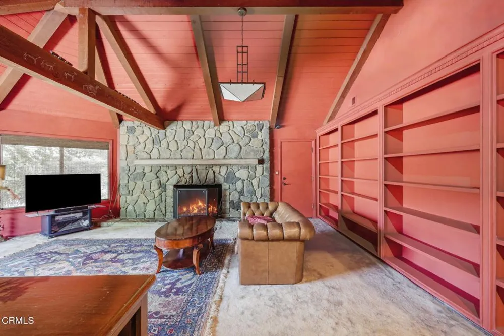 921 Shokat Drive Ojai, CA 93023
