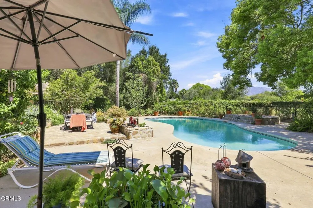 921 Shokat Drive Ojai, CA 93023