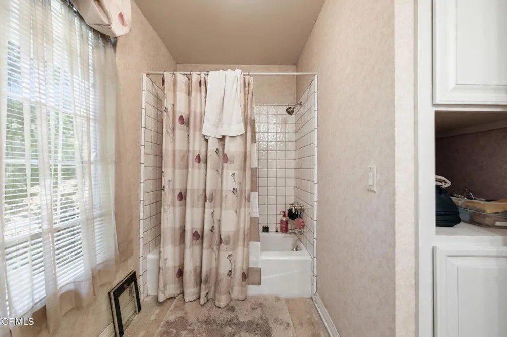 921 Shokat Drive Ojai, CA 93023