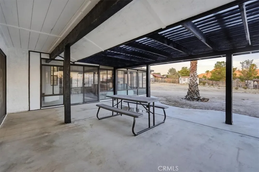 19055 Majela Apple Valley, CA 92307