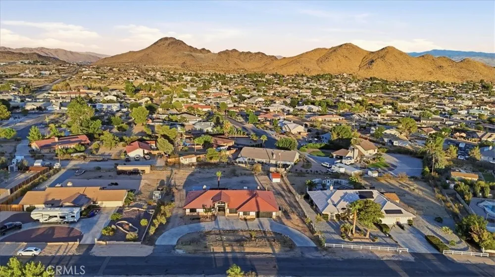 19055 Majela Apple Valley, CA 92307