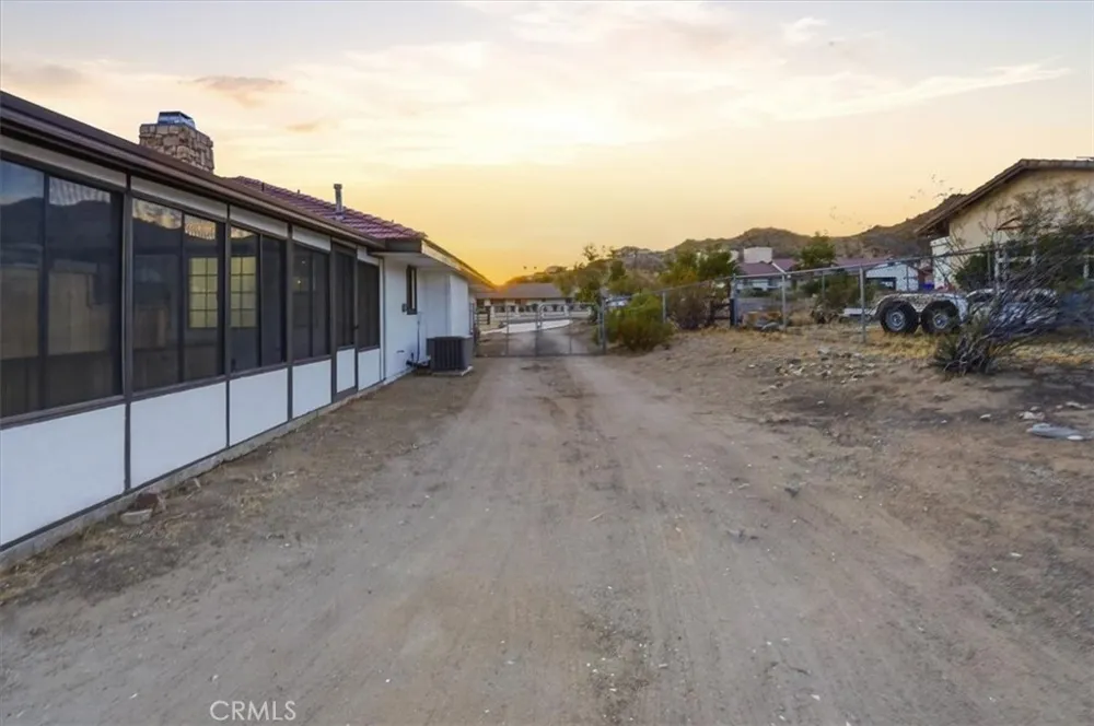 19055 Majela Apple Valley, CA 92307