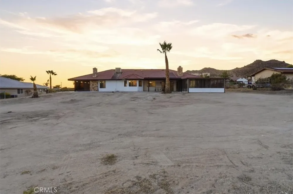 19055 Majela Apple Valley, CA 92307