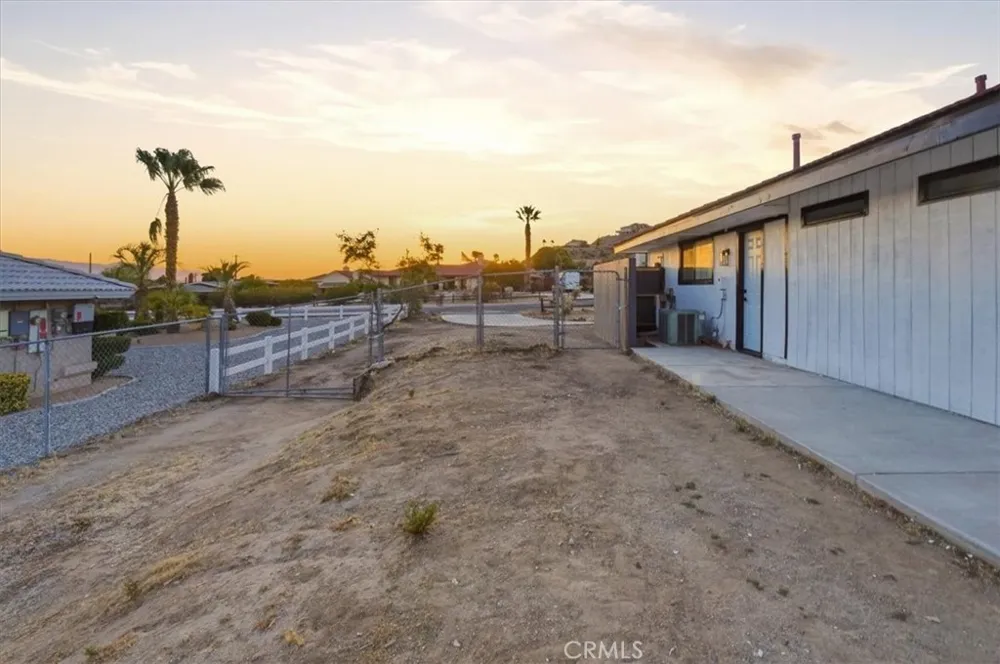 19055 Majela Apple Valley, CA 92307