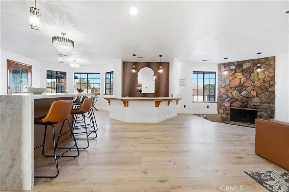19055 Majela Apple Valley, CA 92307