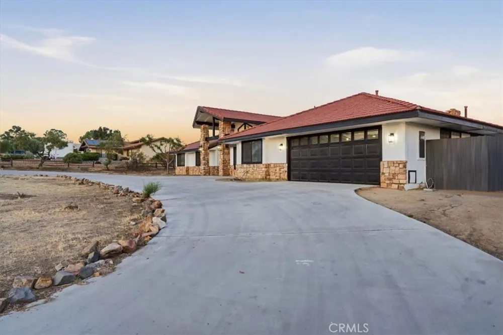 19055 Majela Apple Valley, CA 92307