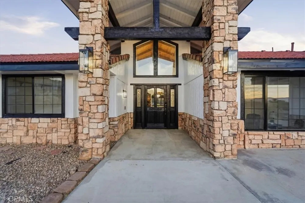 19055 Majela Apple Valley, CA 92307