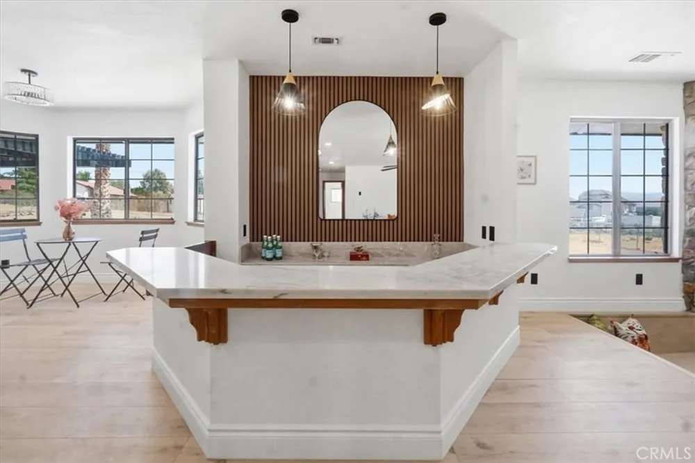 19055 Majela Apple Valley, CA 92307