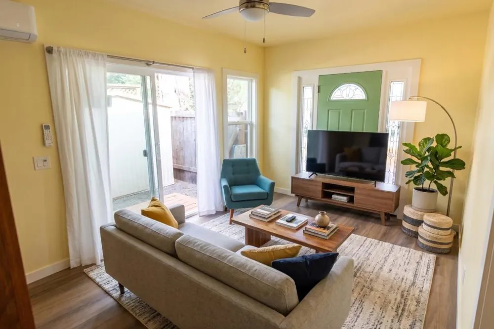 Address Not Shown Glen Ellen, CA 95442