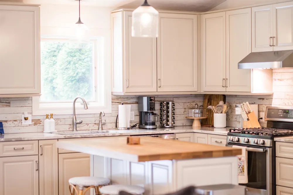 1750 S Cherry Blossom Lane Suttons Bay Township, MI 49682