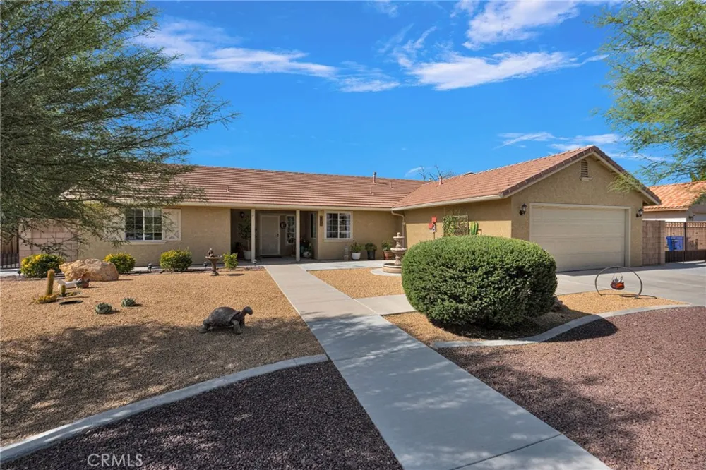 16412 Pauhaska Apple Valley, CA 92307