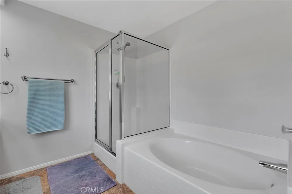 16412 Pauhaska Apple Valley, CA 92307