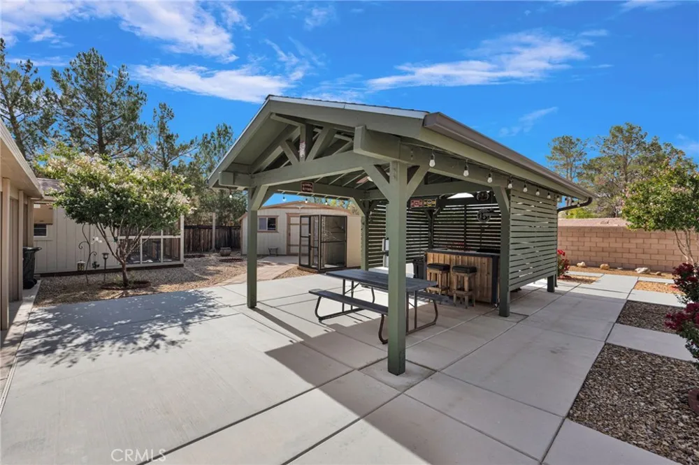 16412 Pauhaska Apple Valley, CA 92307