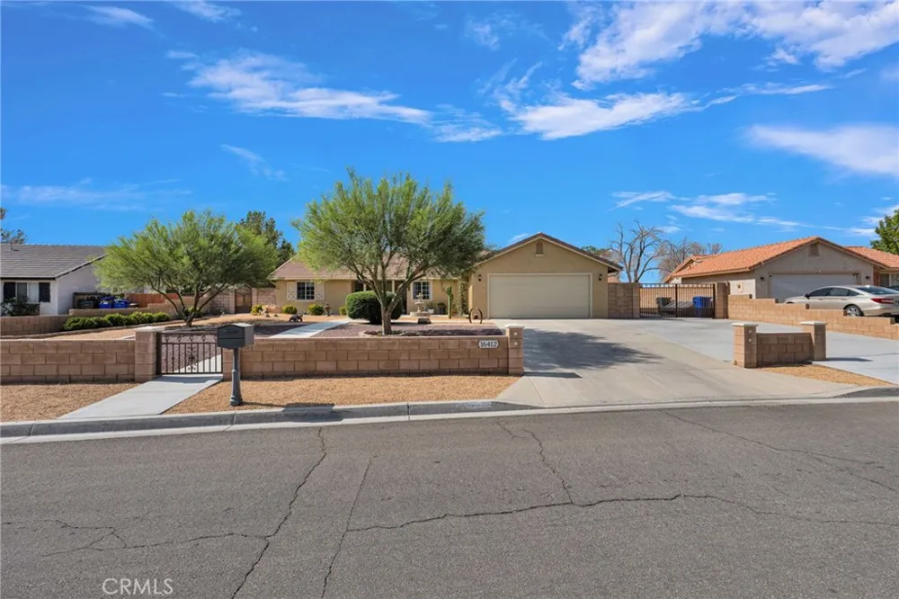 16412 Pauhaska Apple Valley, CA 92307